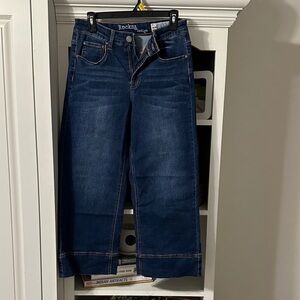 Rocks & Indigo Women’s  Dark Blue cropped Relaxed Jeans